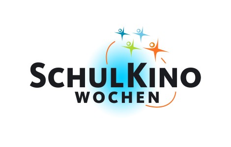 Logo der Schulkinowochen NRW (Schriftzug mit hellblauem Hintergrund und bunten Sternen)