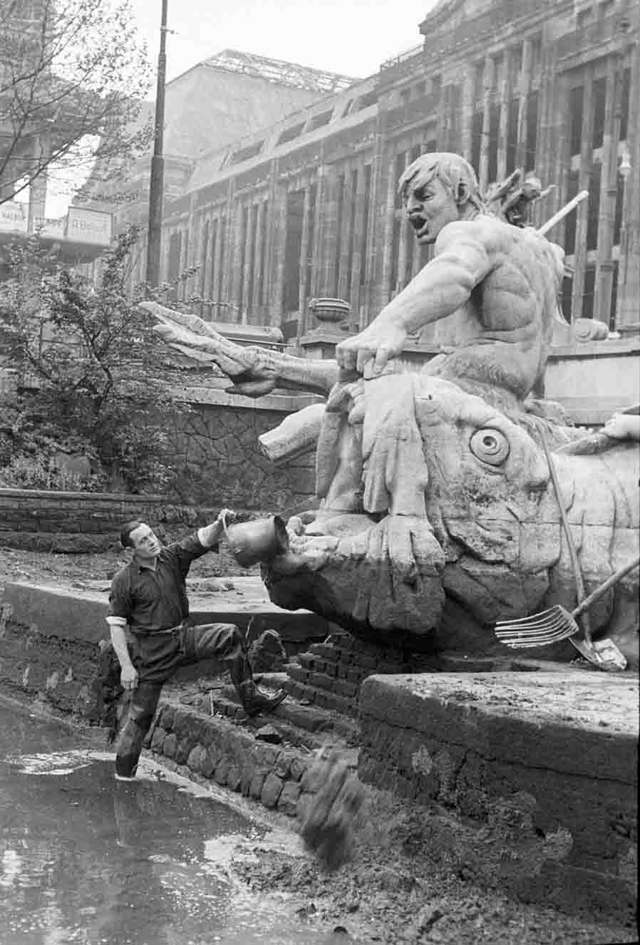 Tritonenbrunnen