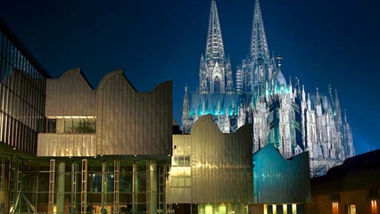 Blick auf Museum Ludwig und den Kölner Dom