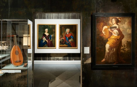 Ausstelungsraum mit der Sonderausstellung "Eine Klasse für sich. Adel an Rhein und Ruhr"