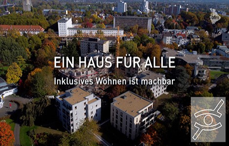 Foto von mehreren Häusern, darüber die Aufschrift "Ein Haus für Alle"